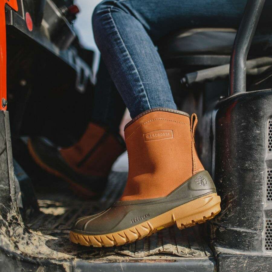 Winter Shoes * | Lacrosse Aero Timber Top Zip Boot Women'S Online Rustic Brown Shearling