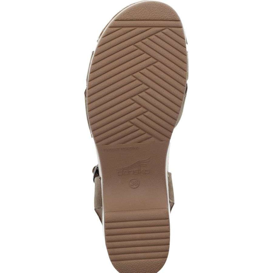 Casual Boots & Shoes * | Dansko Betsey Clog Women'S Online Taupe Milled Nubuck